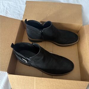 Esprit Women’s Black Chukka Boots
